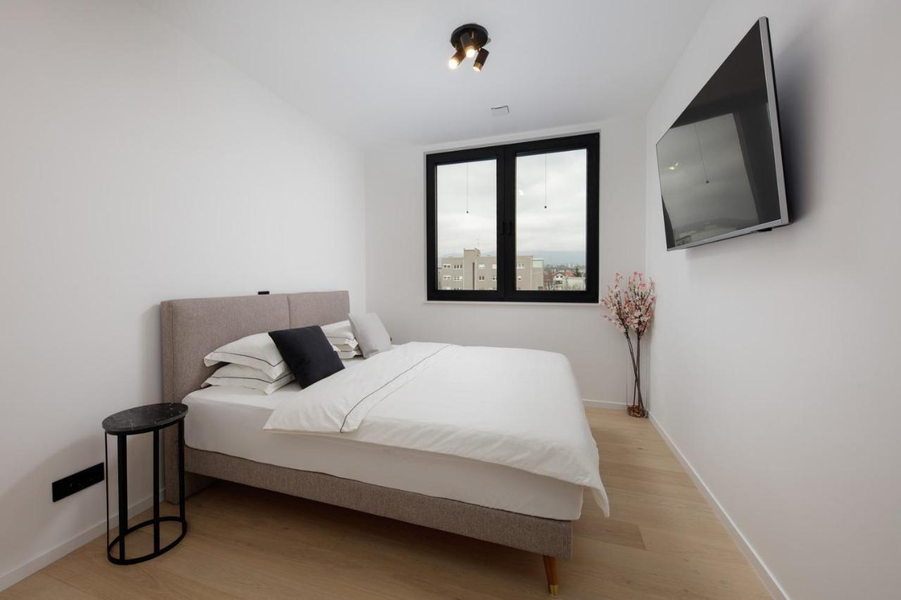 Luxury Haven In Zagreb Apartment Ngoại thất bức ảnh